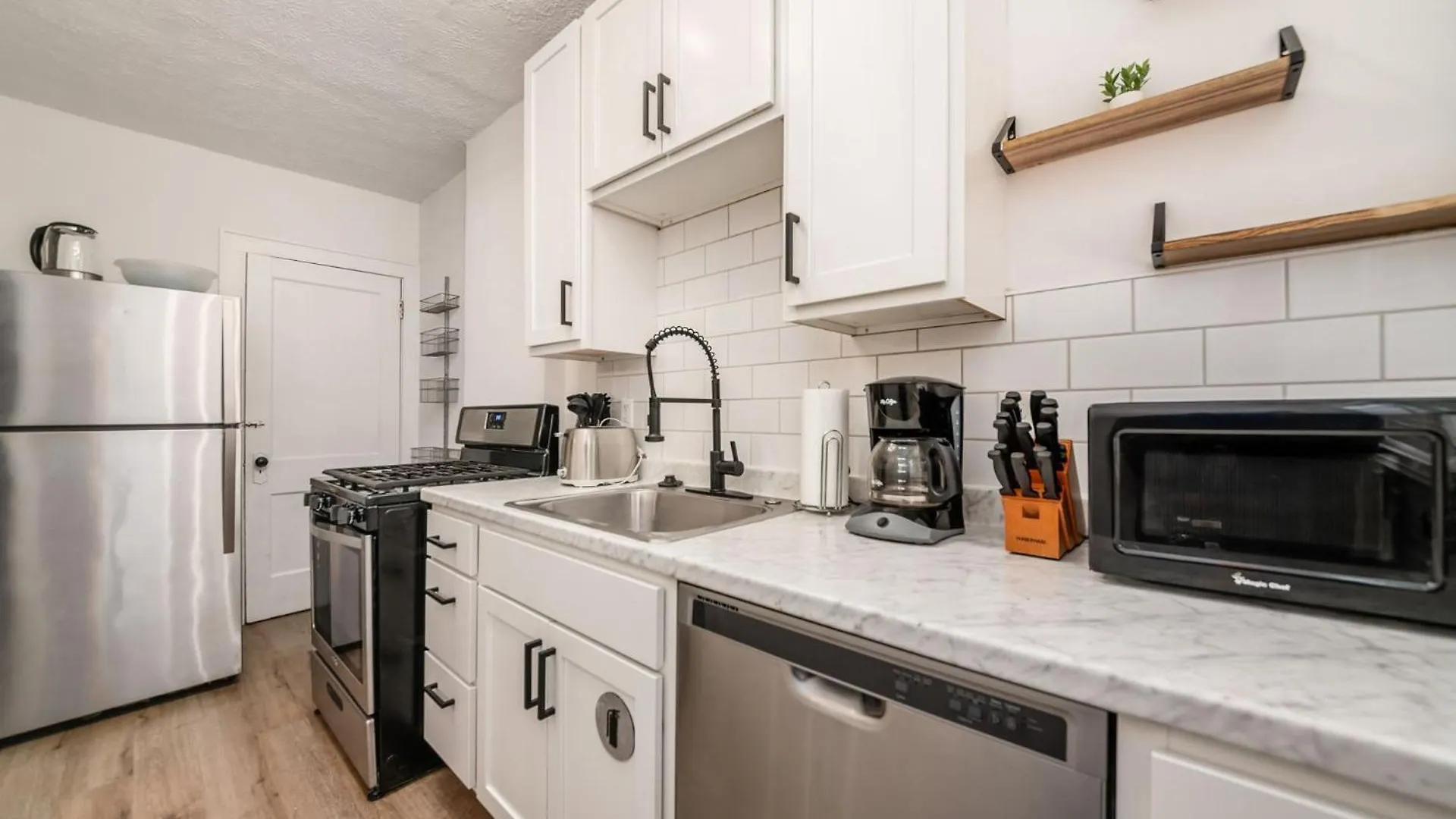 The Cobblestone Townhouse - 2 Bedroom -German Village Columbus Casa de Férias